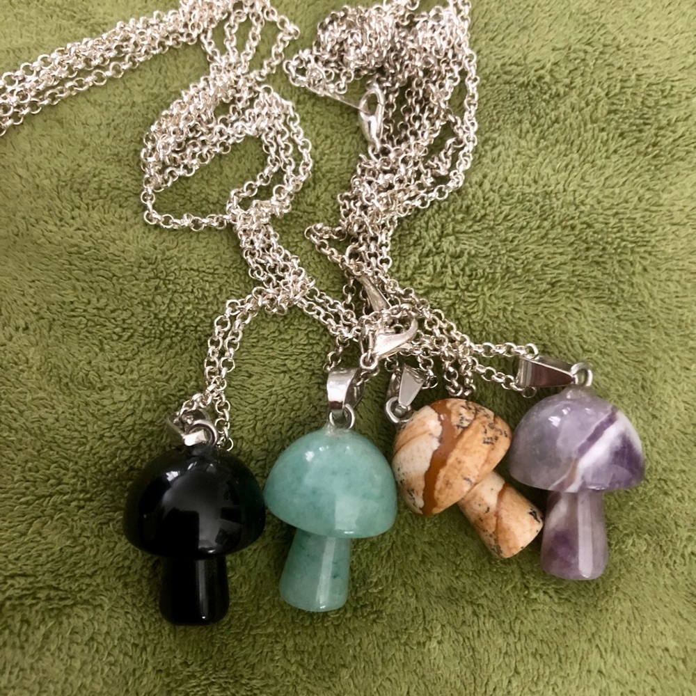 COPY - Jasper Mushroom Necklace - Picture 6 of 6